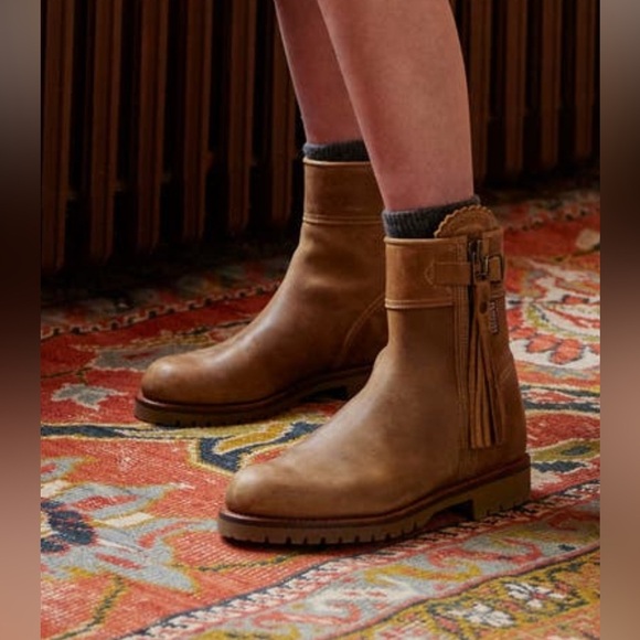 Penelope Chilvers Crop Tassel Bisquit Brown Ankle Boots 37/6 - Picture 1 of 14